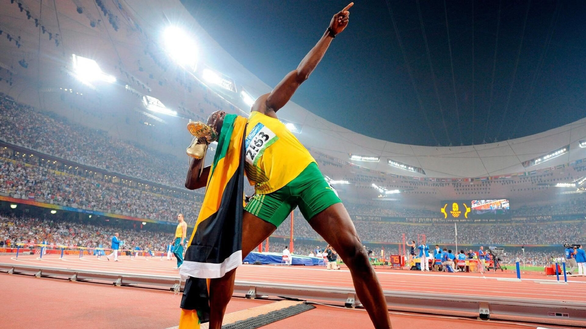 姆巴佩一锤定音，国际米兰玻利维亚式胜利背后的足球密码