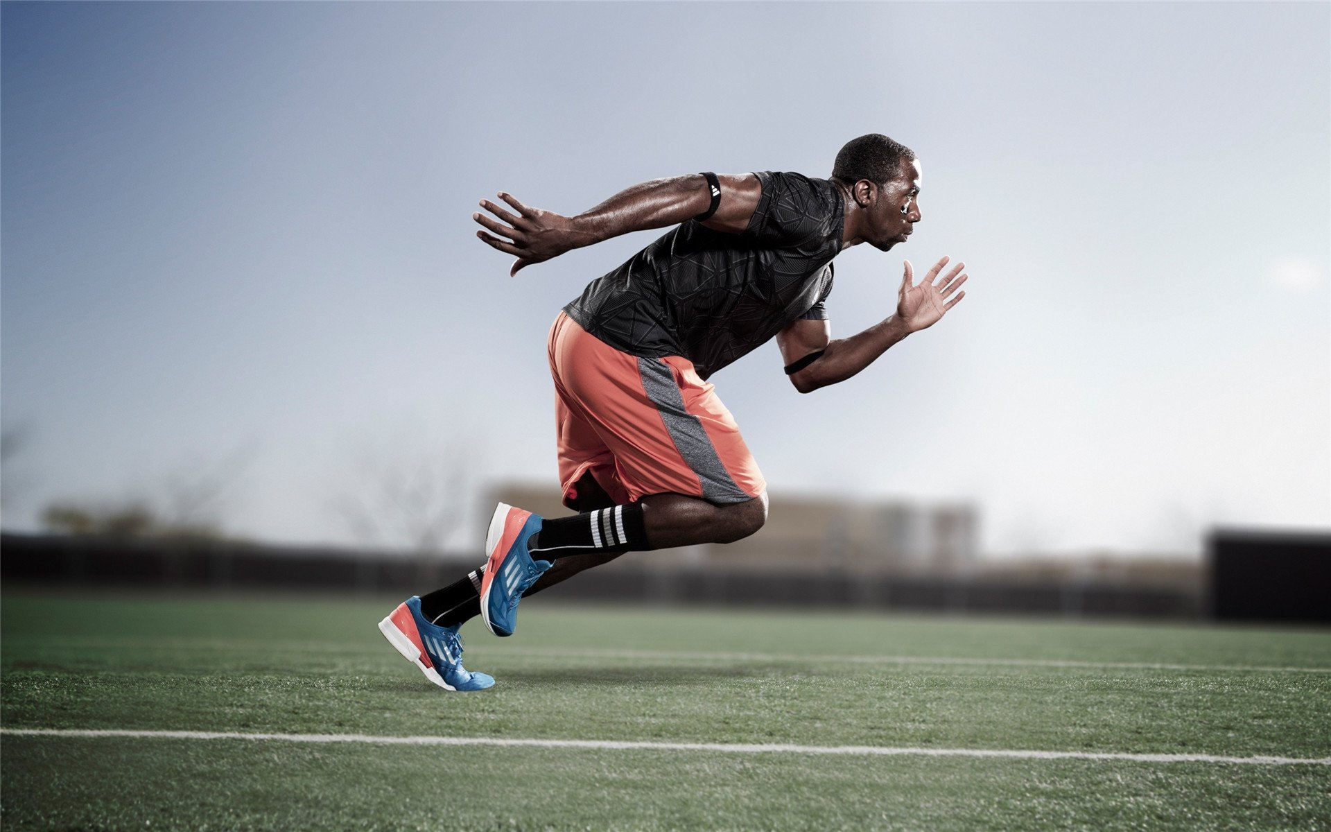 英格兰打穿曼联,三笘薰成为关键先生,日本武士如何用东方智慧撕碎百年豪门